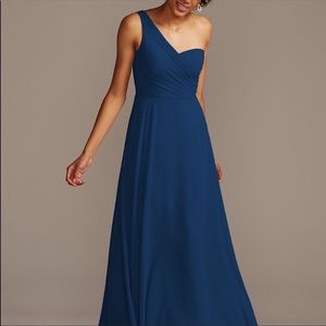 David’s Bridal Marine One Shoulder Full Skirt Formal Gown F20062, Size 18